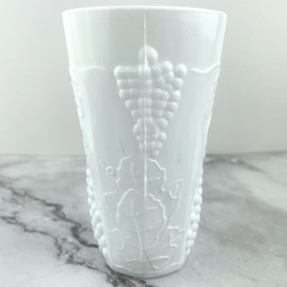 Indiana Glass Colony Harvest Milk Glass Grape and Leaf Tumblers 12oz Set of 4 - Picture 4 of 11